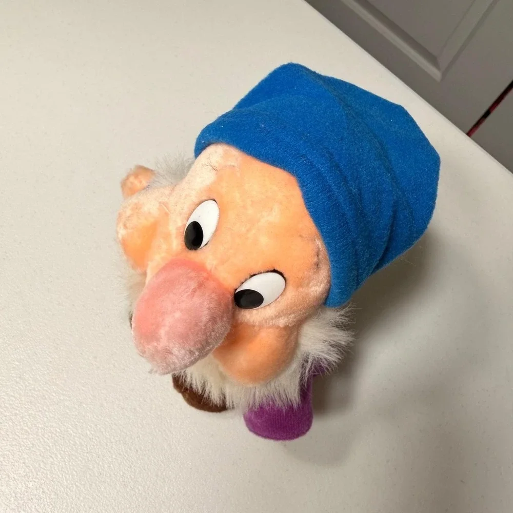 Vintage Disney Sneezy Plush 9
